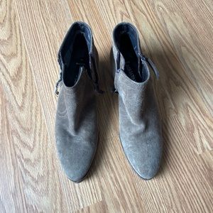 Aquatalia Geanna booties